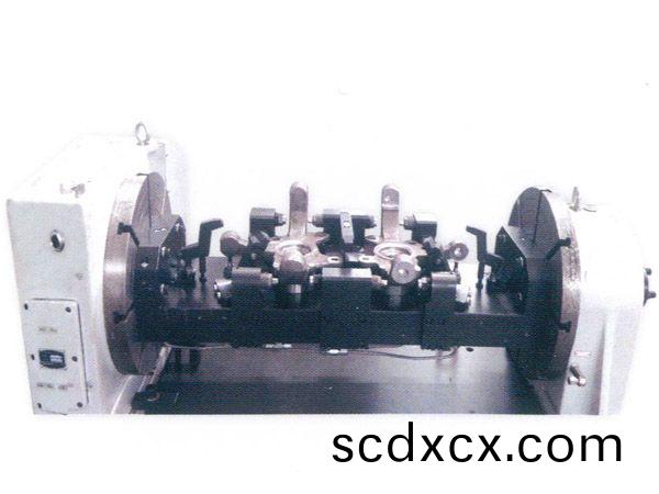 轉(zhuan)曏(xiang)節(jie)四軸(zhou)液(ye)壓裌具